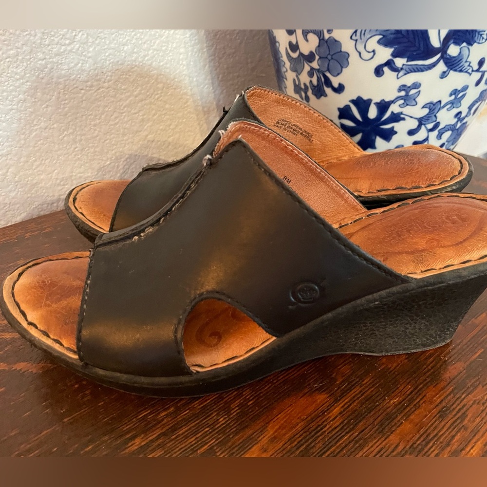 BORN Women's Size 7 Black Authentic Leather + Cork Wedge Sandals